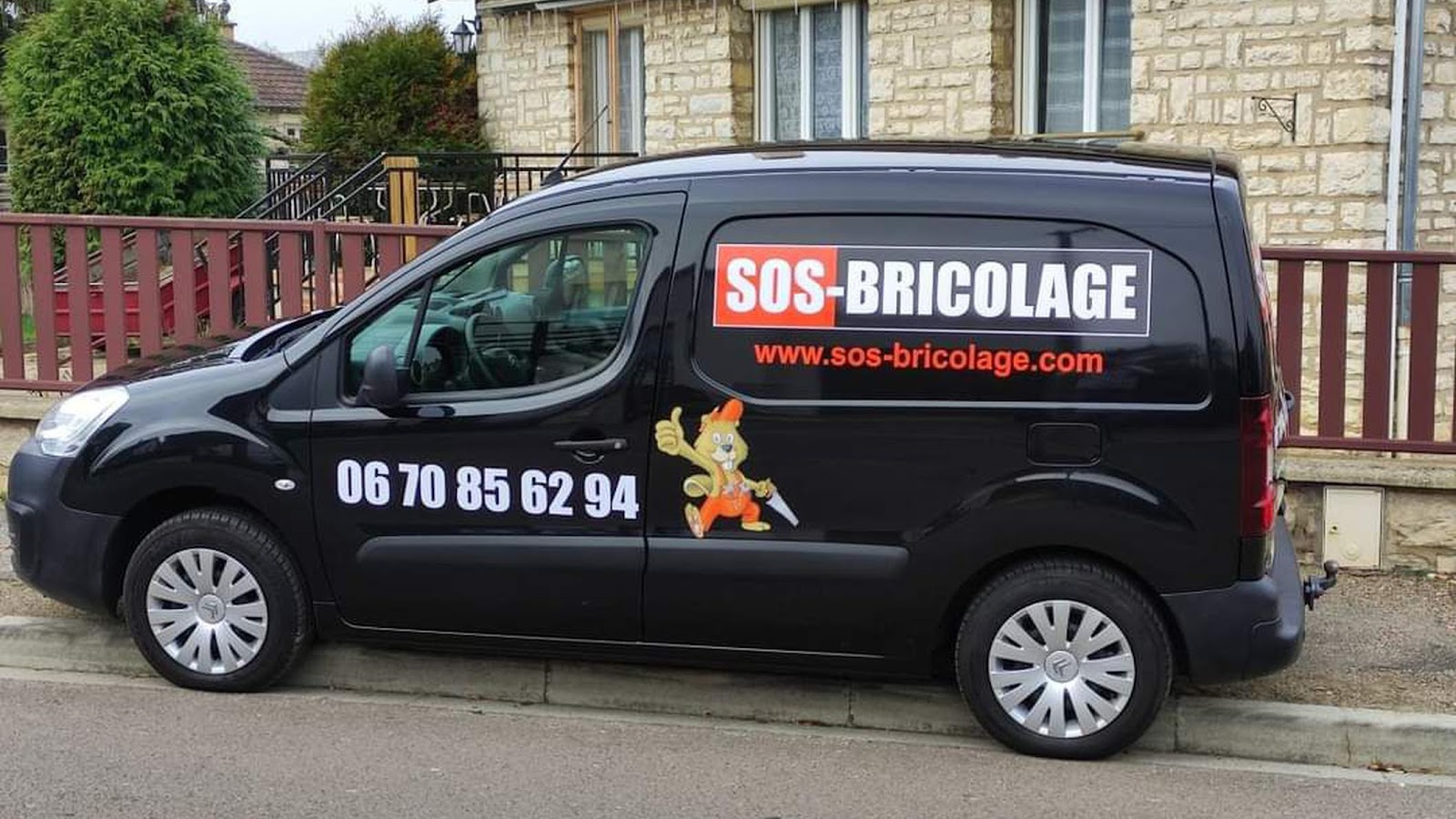 Logo de SOS BRICOLAGE AUXERRE